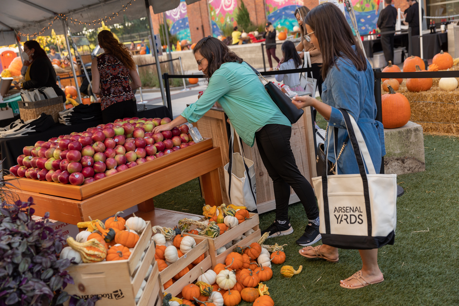 Fall Falladays Harvest Market Celebration